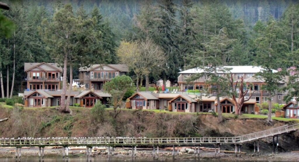 Mayne Island Resort