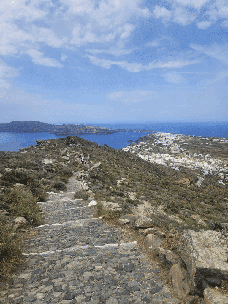 stairs down to oia on hike